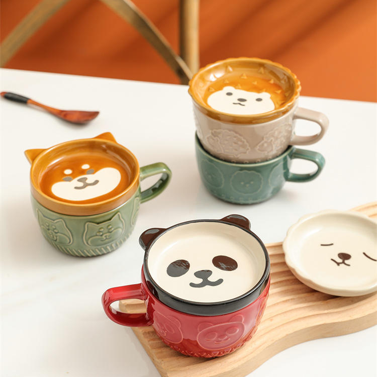 Adorable Animal-Themed Ceramic Coffee Mugs with Lids - 380 ML Capacity